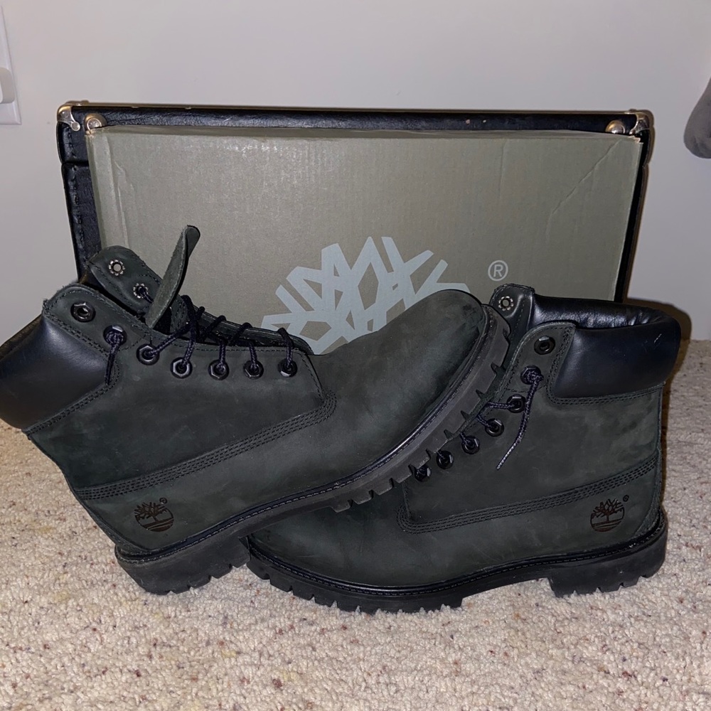 Black Nubuck timberland boots
